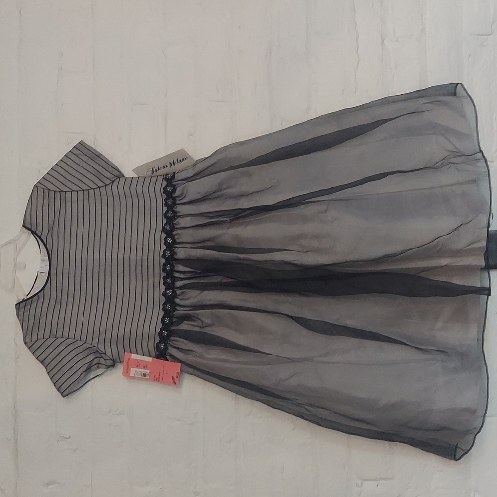 NWT Sylvia Whyte Black and gray formal dress , Size 6